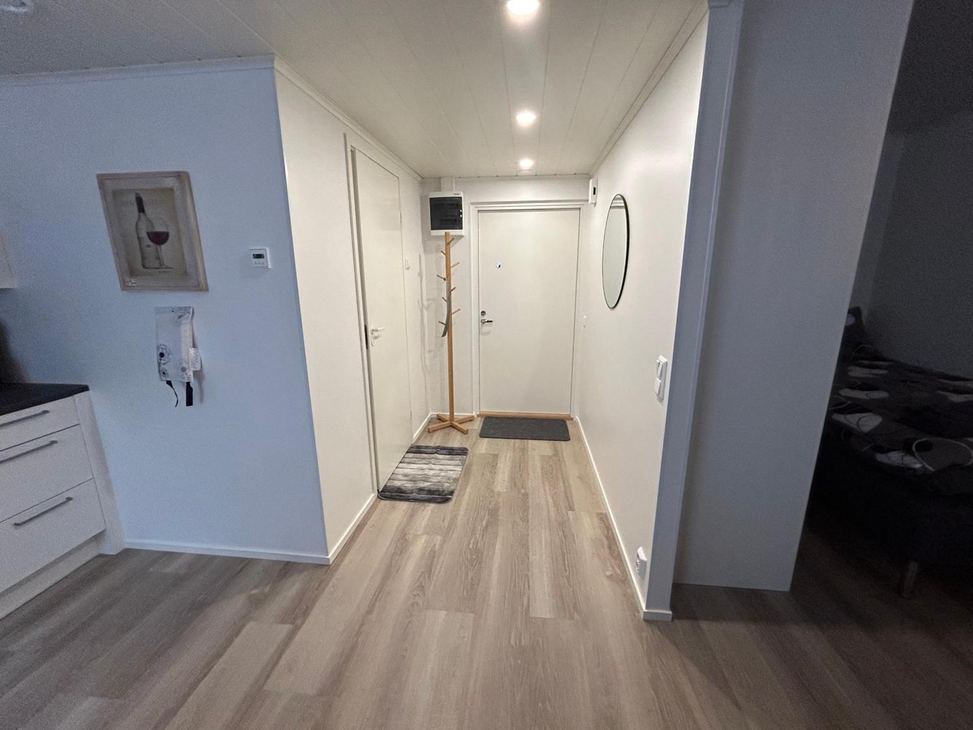 Seinäjoki Kyllikinsola 18 B4 Naeppaerae 29 Nelioeinen Rivitaloyksioe 1-4 Henkiloeae מראה חיצוני תמונה